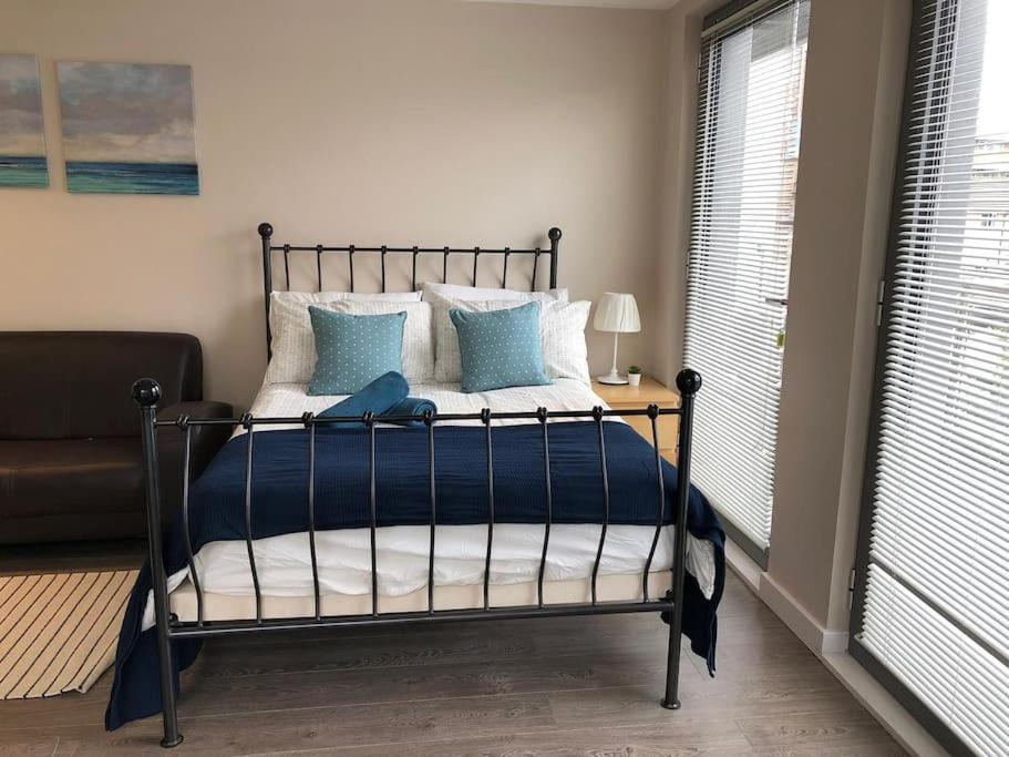 Studio Apartment Opposite Shoreditch Park Londra Esterno foto