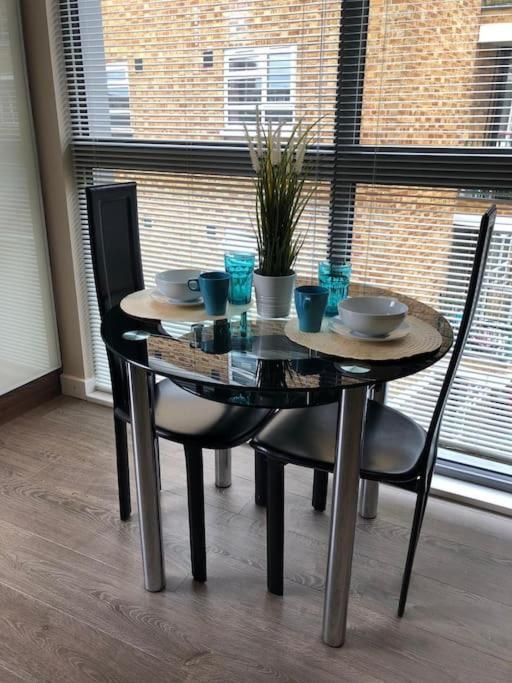 Studio Apartment Opposite Shoreditch Park Londra Esterno foto